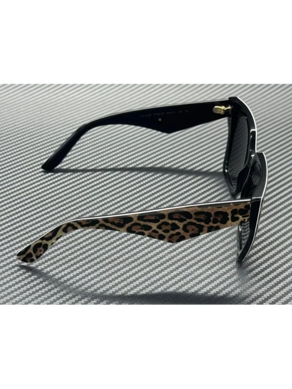 New Dolce & Gabbana Women Leo Brown on Black Sunglasses 55-17-145